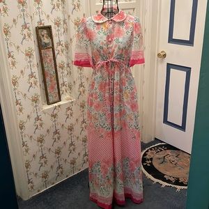 Vintage made in Paris maxi floral and bows sun dress 1960’s